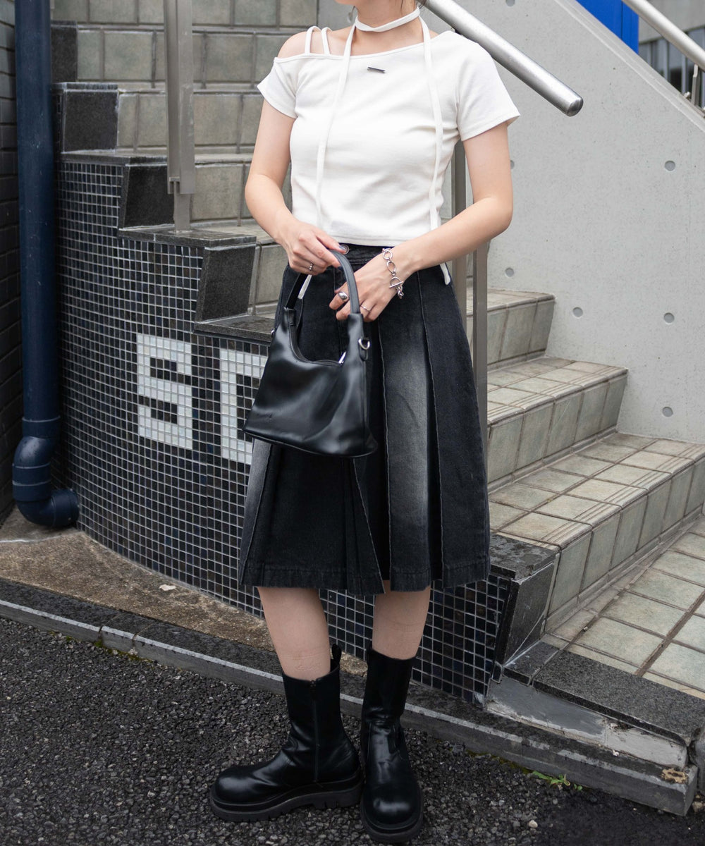 ホワイト 　モデル:155cm F着用