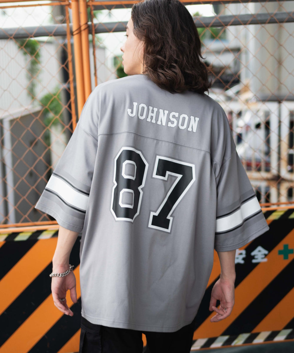 グレー モデル：174cm L着用