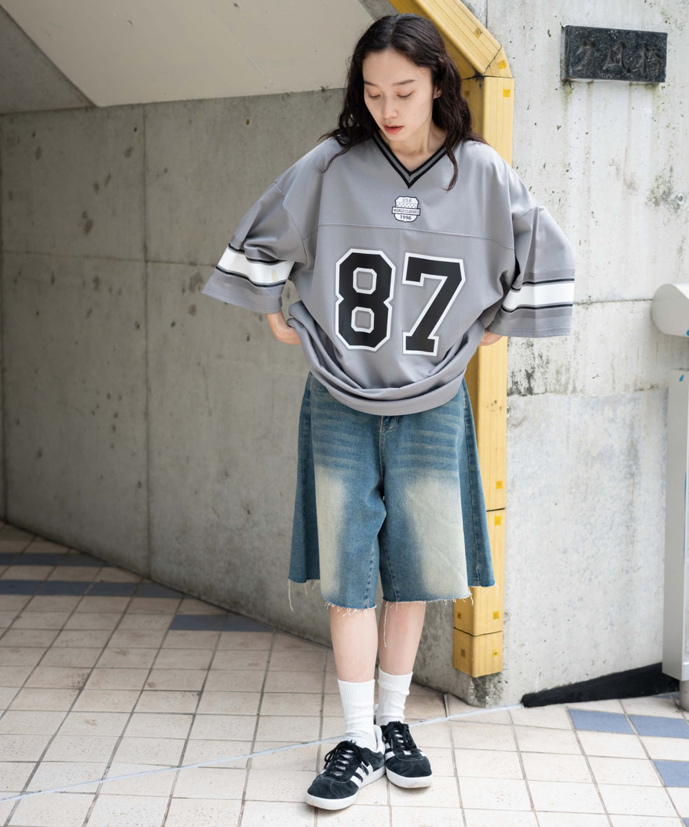 グレー モデル：161cm L着用