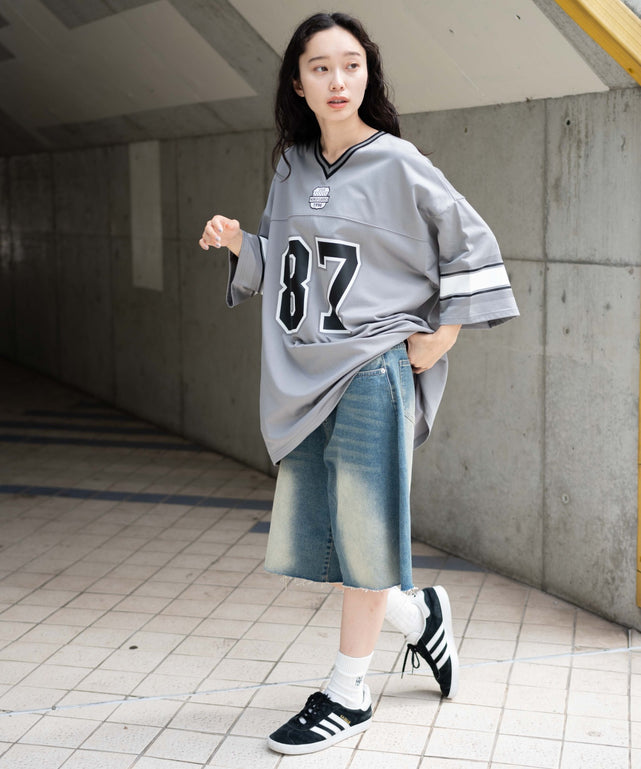 グレー モデル：161cm L着用