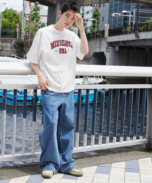 ホワイト モデル：180cm L着用