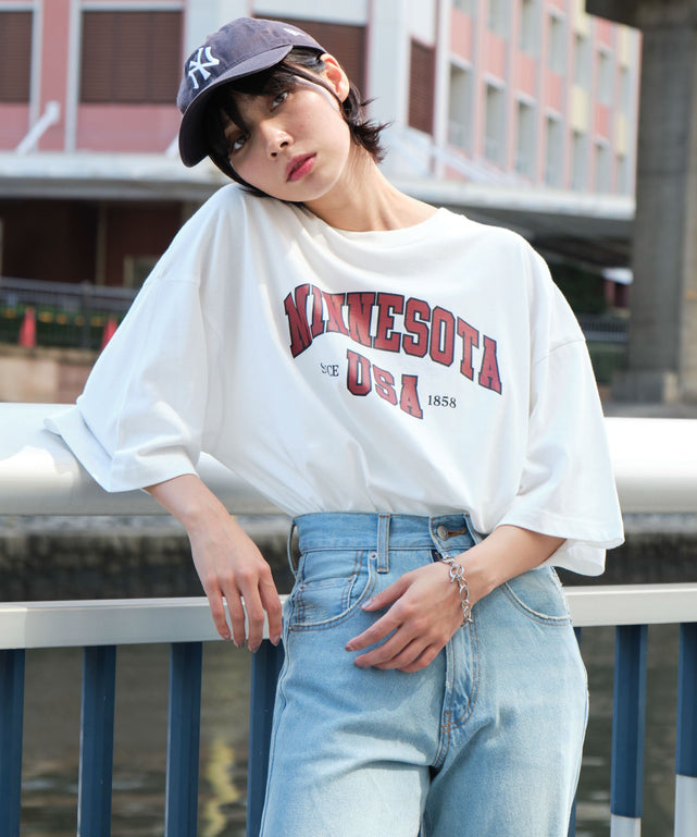 ホワイト モデル：160cm L着用