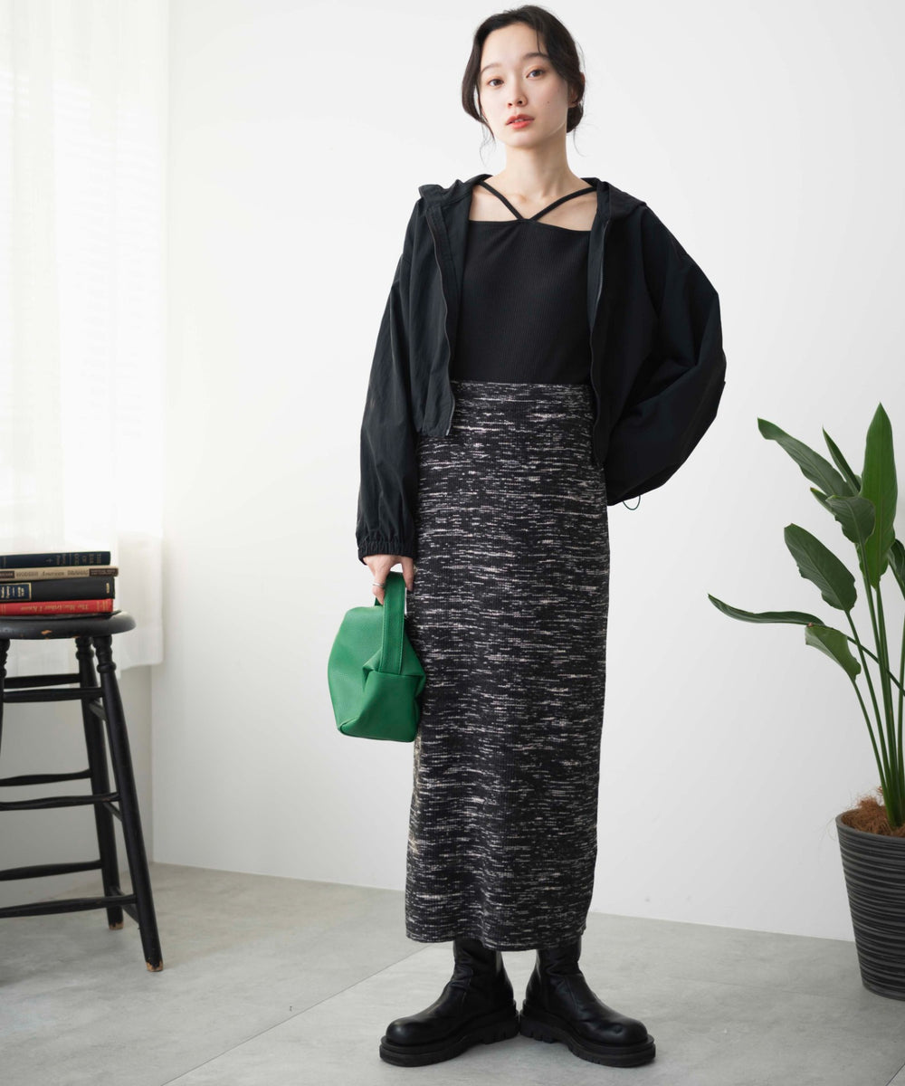 ブラック　モデル:161cm F着用