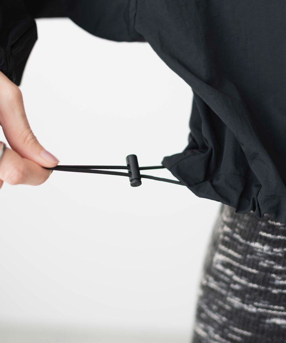 ブラック　モデル:161cm F着用