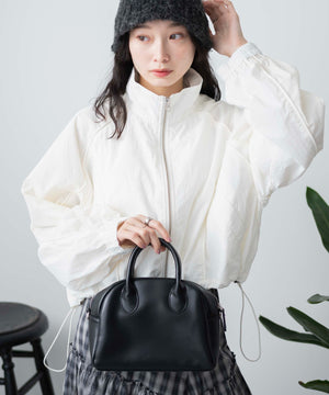 ホワイト　モデル:161cm F着用