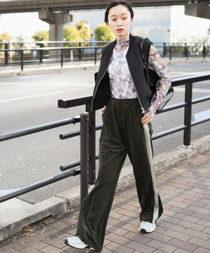 ブラック モデル：161cm F着用