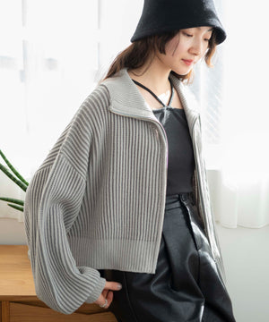 グレー　モデル:163cm F着用