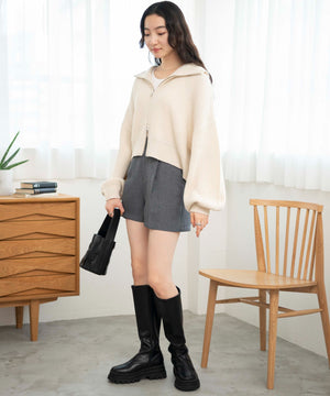 ホワイトアイボリー　モデル:163cm F着用