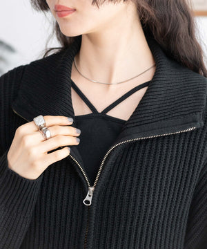 グレー　モデル:163cm F着用