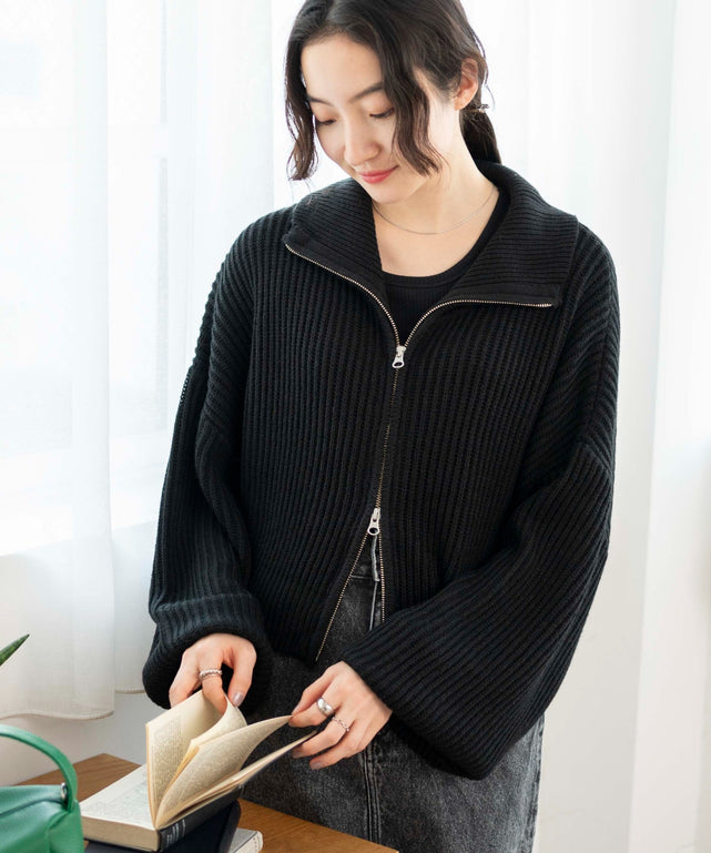 ホブラック　モデル:163cm F着用