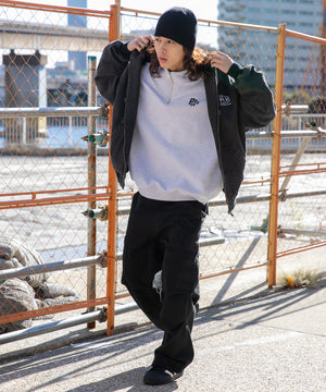 ブラックその他 モデル：174cm L着用