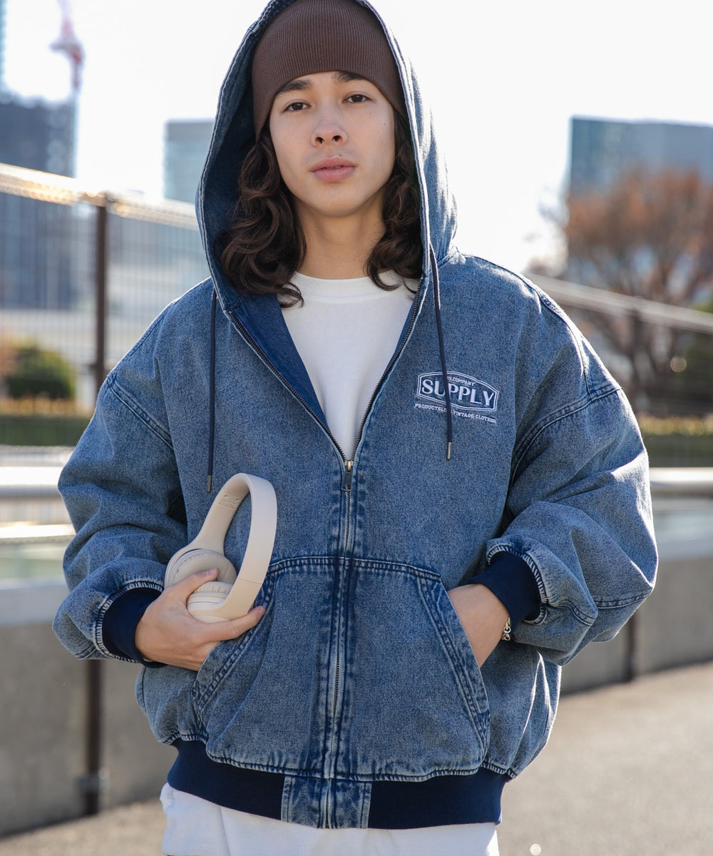 デニム淡加工色 モデル：174cm L着用