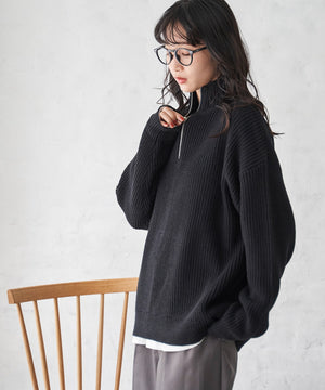 ブラック モデル：165cm M着用