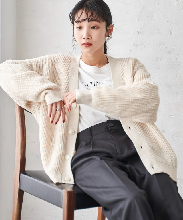 ホワイト モデル：165cm M着用