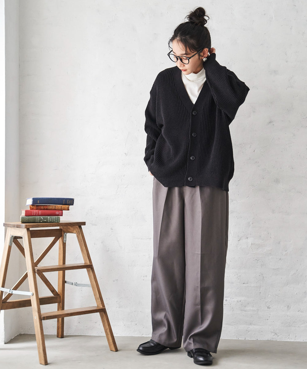 ブラック モデル：165cm M着用