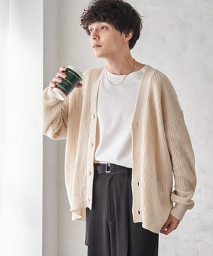 ホワイト モデル：175cm L着用