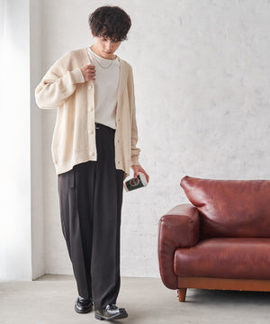 ホワイト モデル：175cm L着用