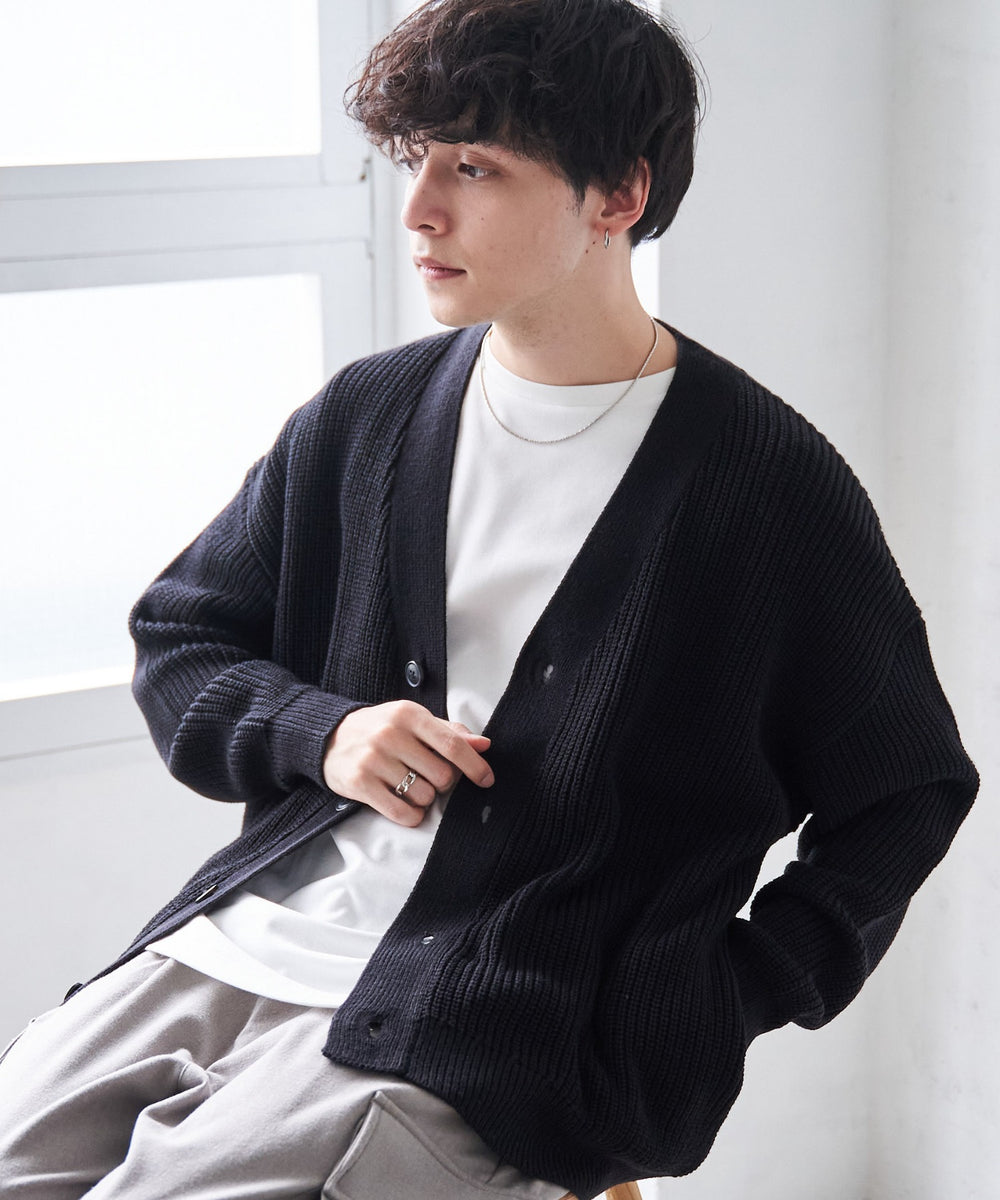 ブラック モデル：175cm L着用