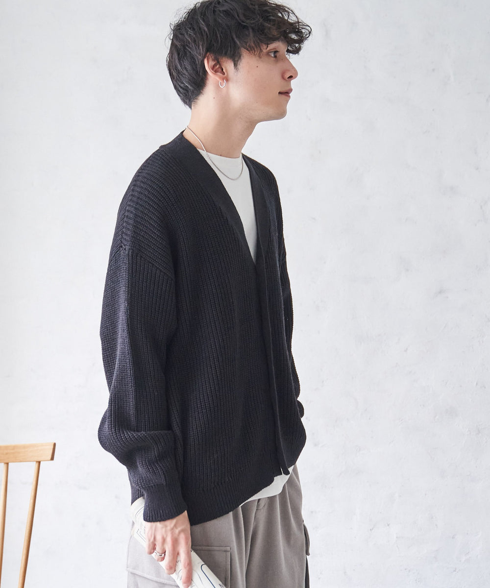 ブラック モデル：175cm L着用