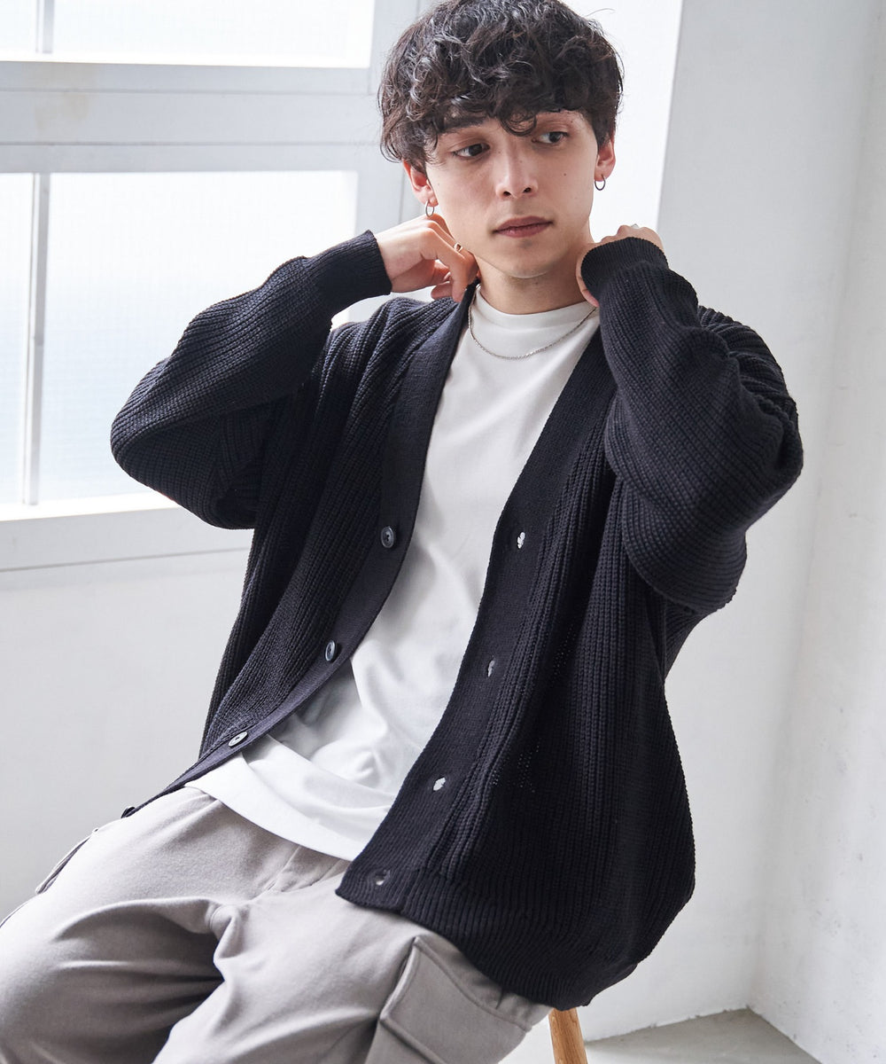 ブラック モデル：175cm L着用