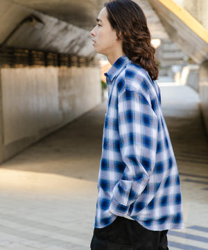 ブルー系チャック モデル：174cm L着用