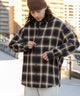 ブラウン系チェック モデル：174cm L着用