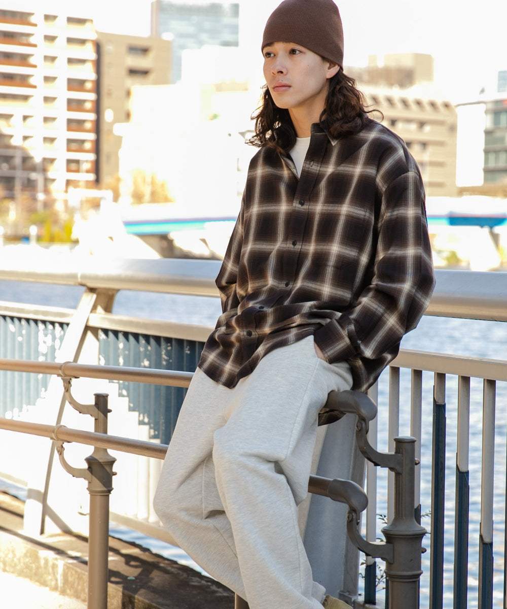 ブラウン系チェック モデル：174cm L着用