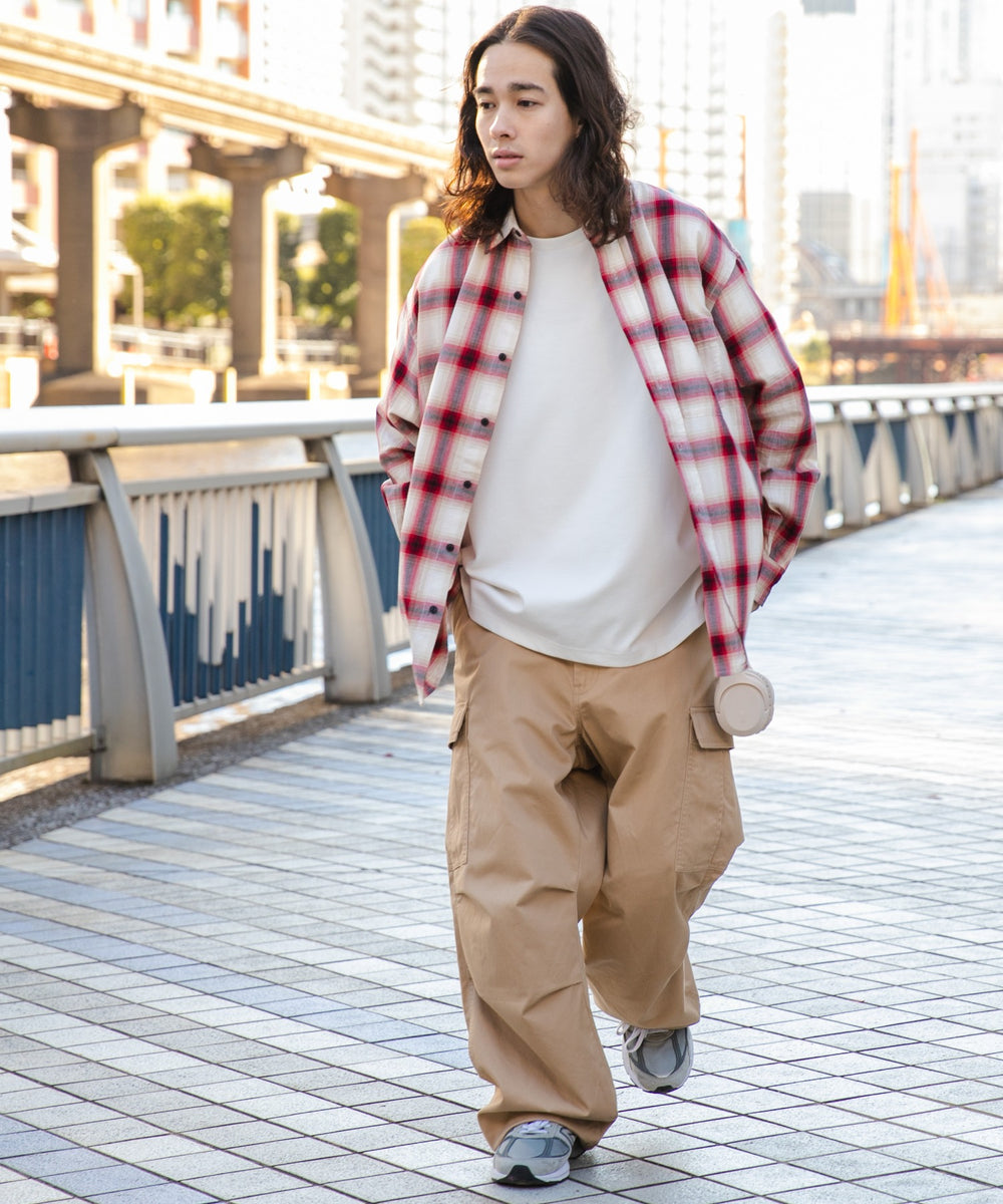 レッド系チェック モデル：174cm L着用