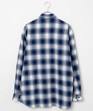 オンブレチェックシャツ