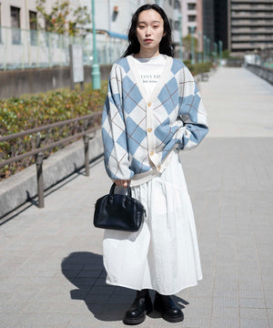 柄4 モデル : 161cm L着用