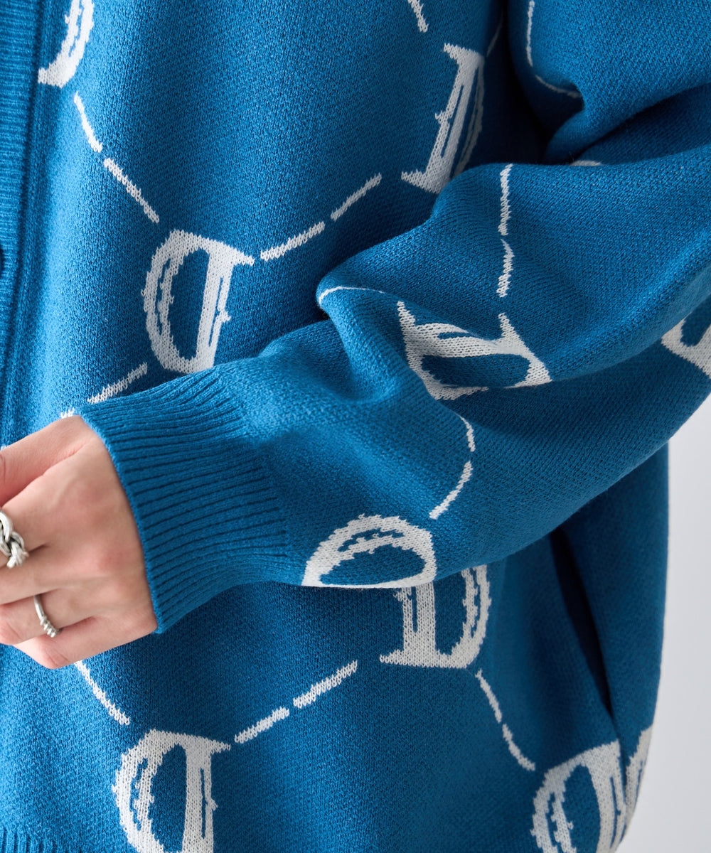 柄1 モデル : 175cm L着用