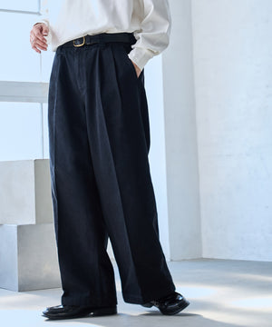 ブラック モデル：175cm L着用