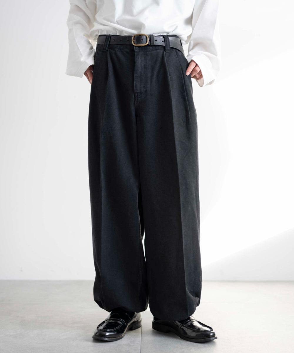 ブラック モデル：175cm L着用