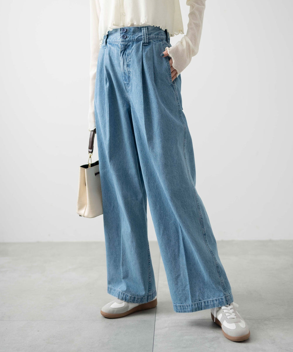 デニム淡色 モデル：161cm S着用