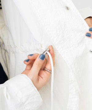 オフホワイト　モデル:163cm F着用