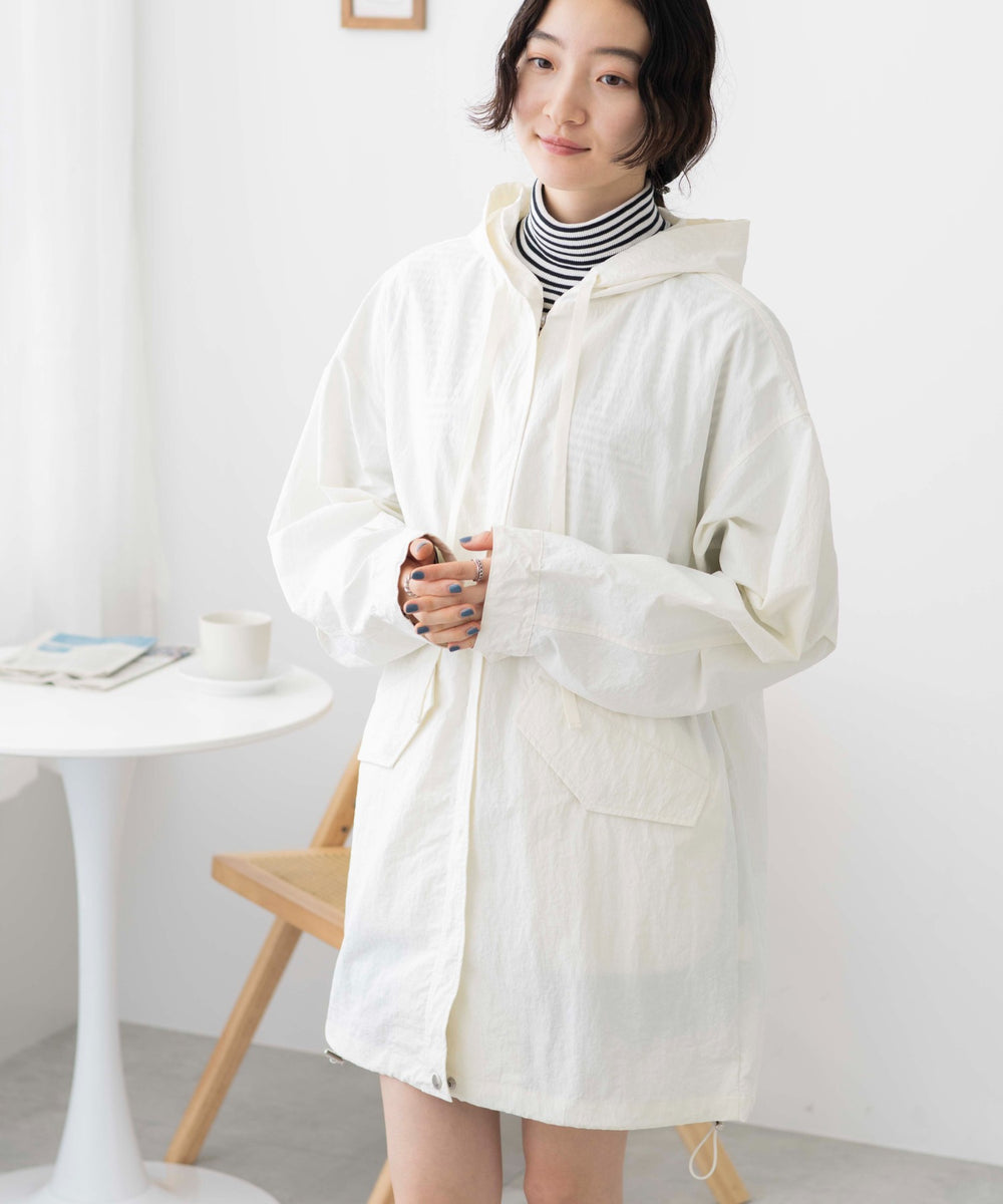 オフホワイト　モデル:163cm F着用