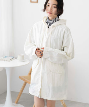 オフホワイト　モデル:163cm F着用