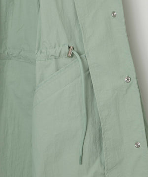 ナイロンスノーパーカー