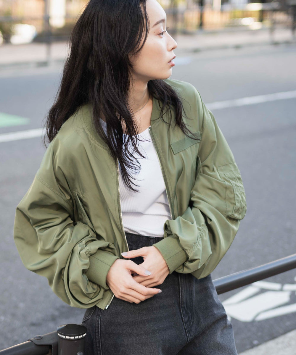 カーキ モデル：161cm F着用