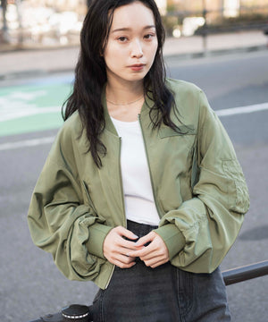 カーキ モデル：161cm F着用