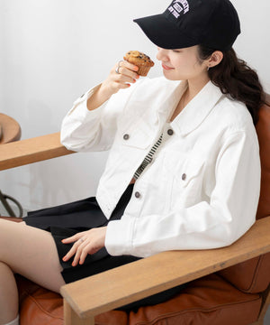 オフホワイト　モデル:163cm F着用