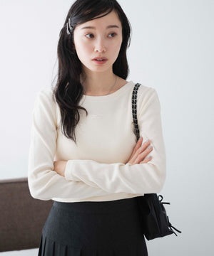 オフホワイト モデル：161cm F着用