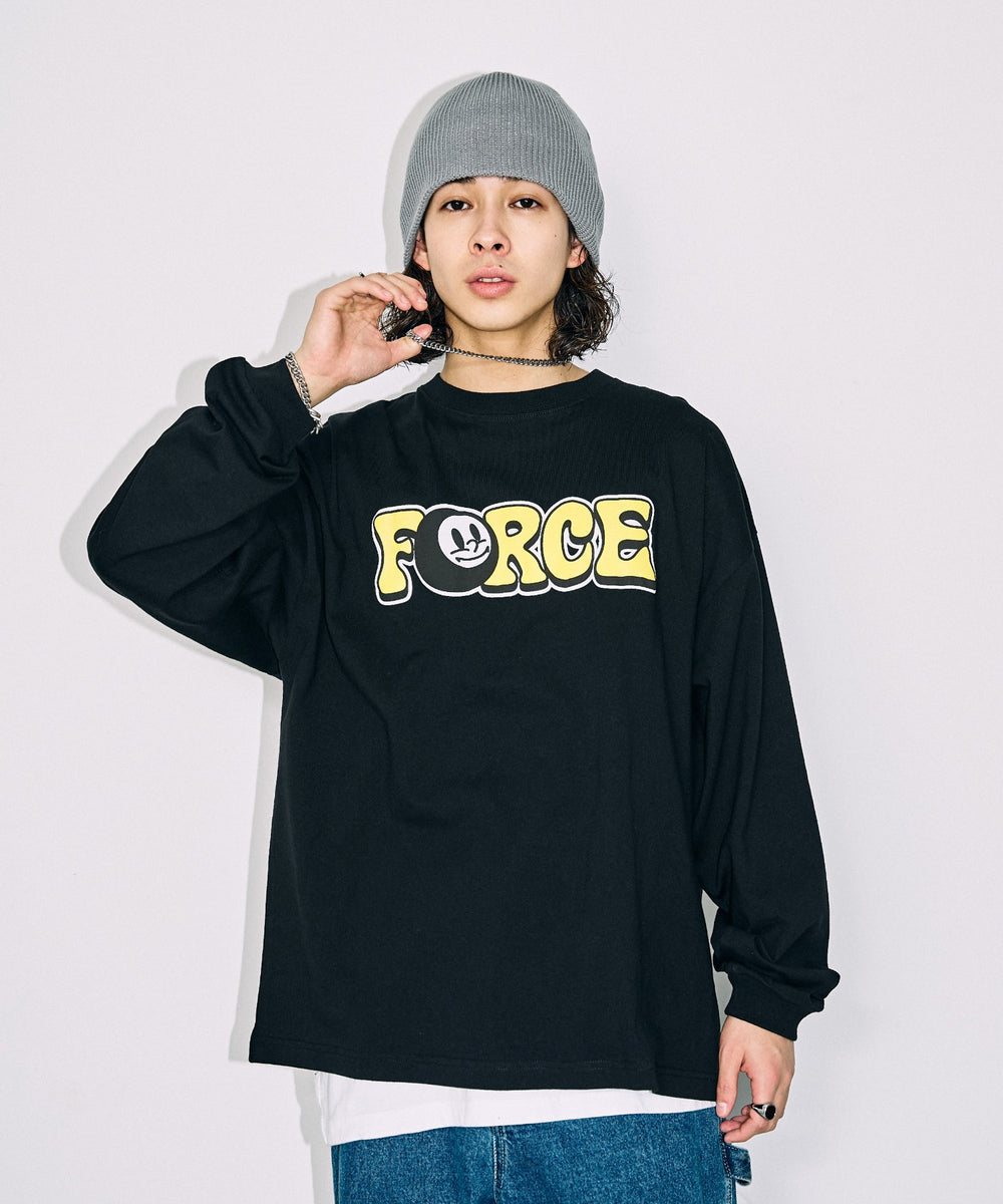 ブラックその他 モデル：174cm L着用