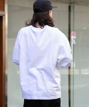 ホワイト モデル：174cm L着用