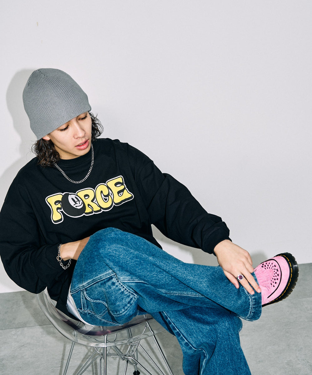 ブラックその他 モデル：174cm L着用