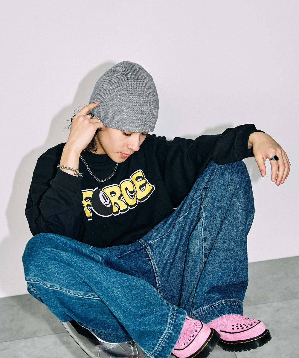 ブラックその他 モデル：174cm L着用