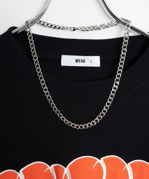 アクセ付きグラフィックロンT