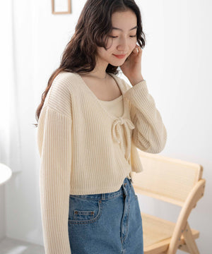 ホワイトアイボリー　モデル:163cm F着用