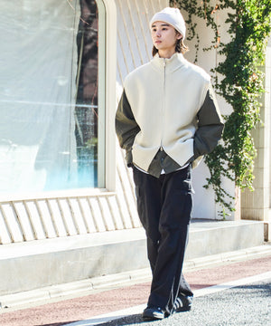 ホワイト モデル：172cm L着用