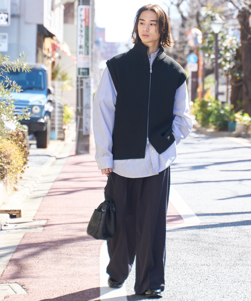 ブラック モデル：172cm L着用